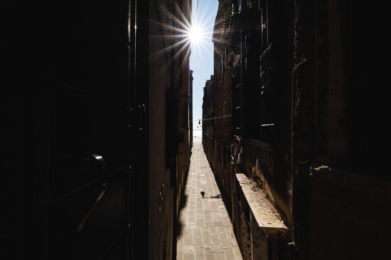 Appartamenti Superior In Via Garibaldi By Bricola Apartments Venedig Eksteriør billede
